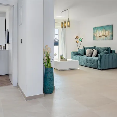 Villa Sogi Biograd Na Moru Exteriör bild